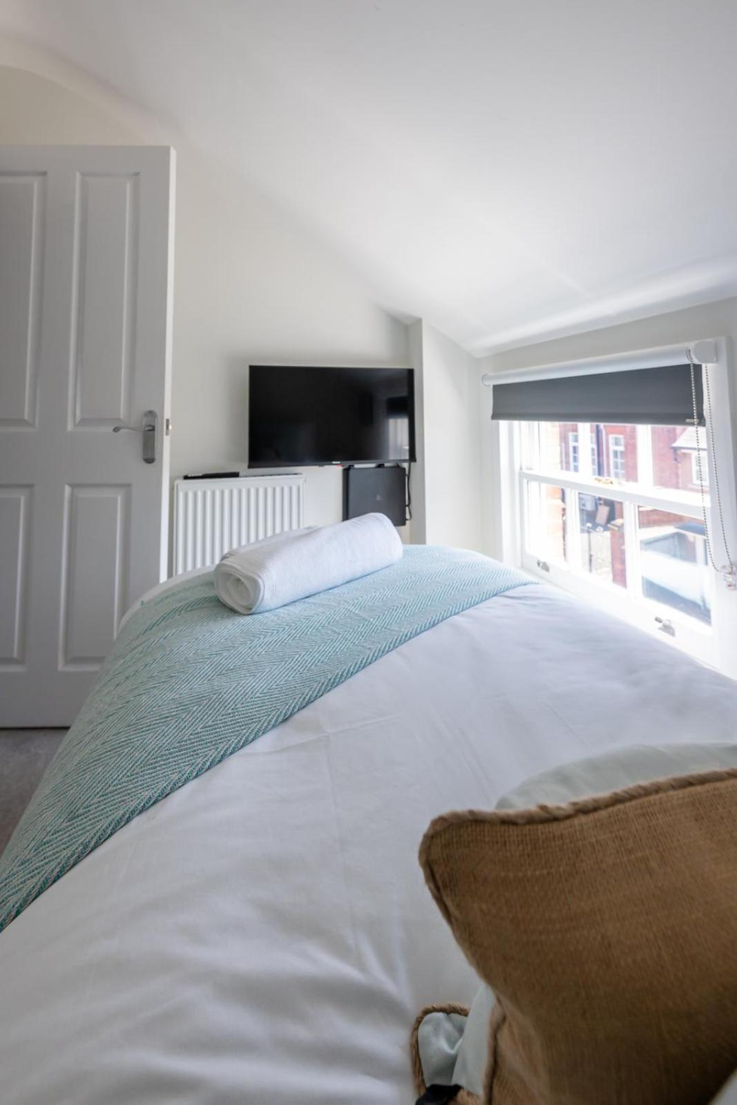 Relaxing Town Centre House - Perfect For Exploring Villa Shrewsbury Bagian luar foto